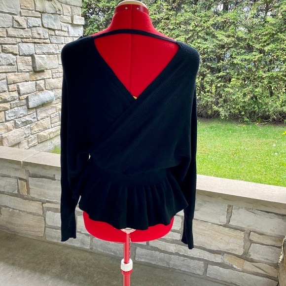 Beautiful sweater from Kilky TU. - Picture 3 of 6